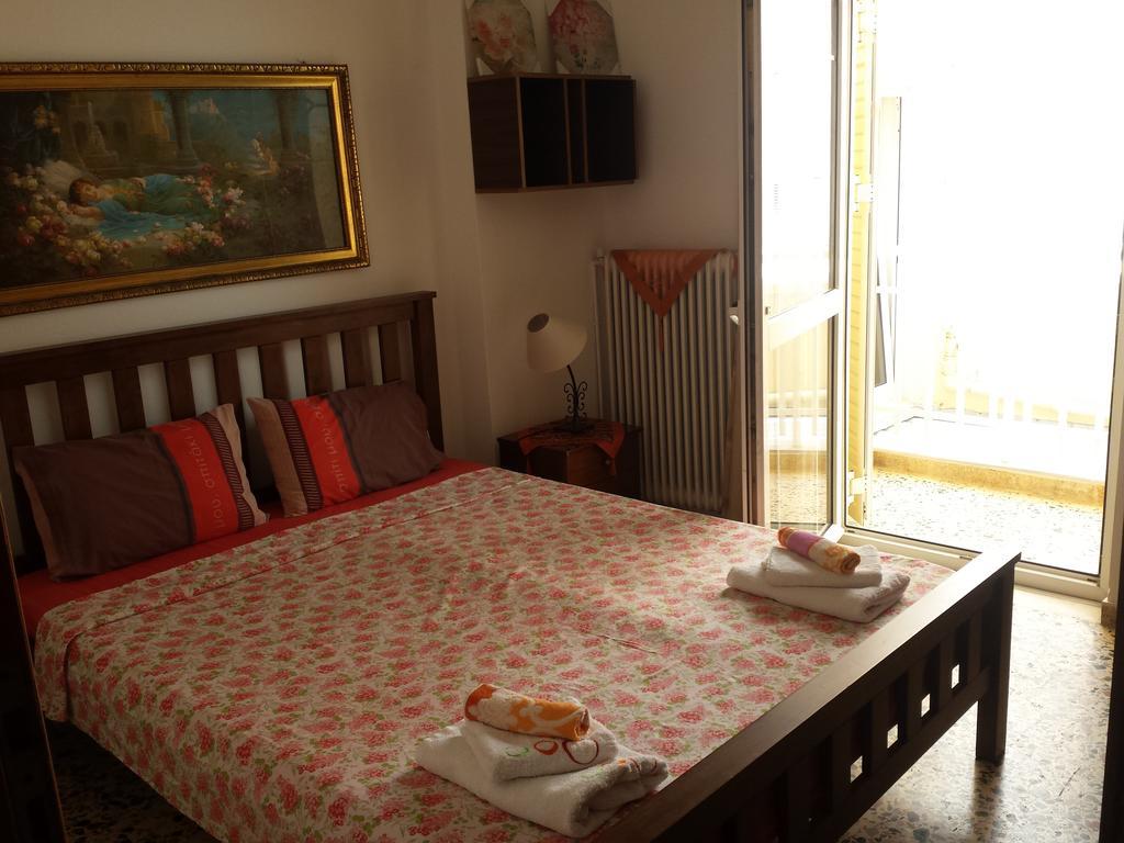 Apartment Froso On The Beach 罗希姆诺 客房 照片